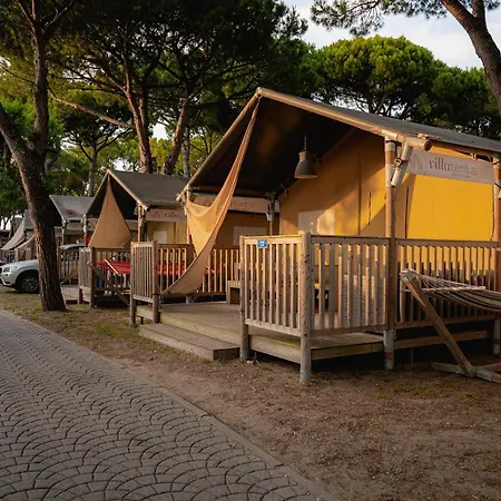 Glamping *