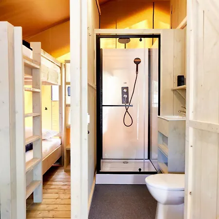 אוהל מפואר Glamping קוואלינו-טראפורטי